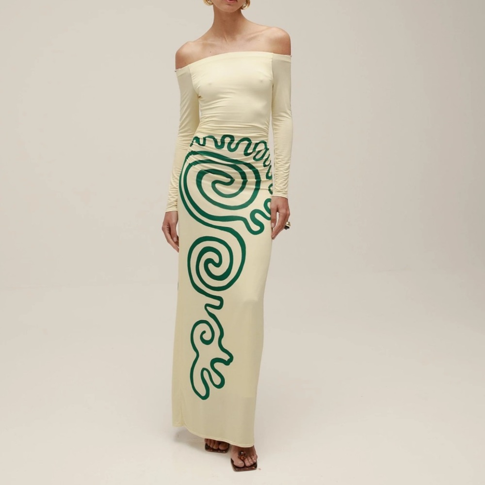 ISO Cala de la Cruz Averi Dress size small or medium